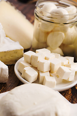 포토 JPG 해외이미지 종이 음식 조각 백그라운드 다이어트 재료 탁자 표면 치즈 건강 종류 요리 사람없음 목재 노란색 식사 저녁식사 이탈리아 우유 프랑스 덮개 흰색 원형 칼 맛 아침식사 상품 자르기 크림 부드러움 모음 타입 프랑스어 곰팡이 옛날 해외202004 해외포토 도형 나무 문자 유럽 컬러 가구 컨셉 모션 유제품 한글 뚜껑 감각 파일형식 이미지허브