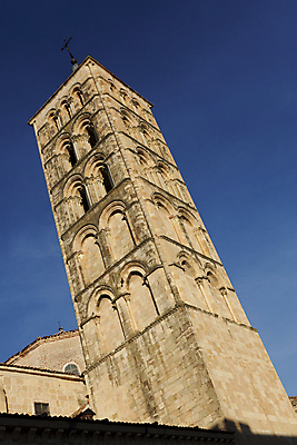 포토 JPG 해외이미지 유럽 종교 여행 풍경 사람없음 교회 맑음 일몰 바위 운명 도시 역사 스페인 재산 종탑 구시가지 해외202004 해외포토 나라 종교건축 날씨 건물 금융 노을 탑 돌_바위 파일형식 이미지허브