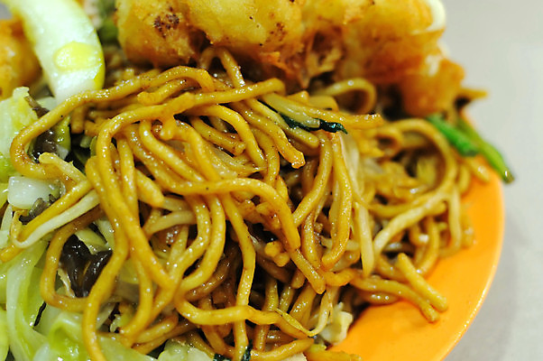 포토 JPG 해외이미지 라이프스타일 접시 음식 다이어트 채소 재료 고추 건강 종류 요리 동양인 사람없음 식사 흰색 맛 메뉴 국수 매움 말레이시아 채식주의자 스타일 비건 해외202004 해외포토 식기 아시아 컬러 컨셉 인종 생활 면류 채식 파일형식 이미지허브