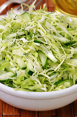 포토 JPG 해외이미지 접시 음식 조각 채소 재료 부분 반찬 오이 건강 요리 사람없음 옆모습 식사 저녁식사 샐러드 고명 자르기 유기농 양배추 날것 점심식사 찌그러짐 당뇨병 딜 배급 뷔페 생식 저칼로리 채식주의자 개조 해외202004 해외포토 식기 웰빙 뷰포인트 컨셉 모션 질병 채식 파일형식 이미지허브