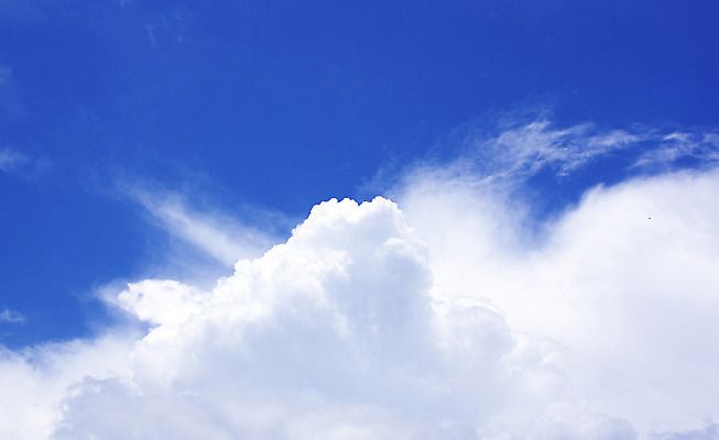 포토 JPG 해외이미지 구름 계절 하늘색 백그라운드 자연 하늘 날씨 풍경 사람없음 야외 여름 파란색 빛 햇빛 맑음 봄 흰색 분위기 수분 천국 흐림 해외202004 해외포토 자연요소 컬러 컨셉 태양 생태계 파일형식 이미지허브