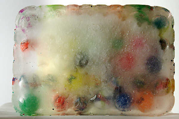 포토 JPG 해외이미지 길 음식 스포츠 겨울 패턴 축구공 공 놀이 추상 사람없음 물 빛 장난감 얼음 축구 장비 젖음 추위 골동품 신선 원형 투명 액체 시원함 크리스탈 큐브 오브젝트 질감 서리 정사각형 고체 여의주 해외202004 해외포토 자연요소 도형 계절 무늬 축구용품 구기 광석 파일형식 이미지허브