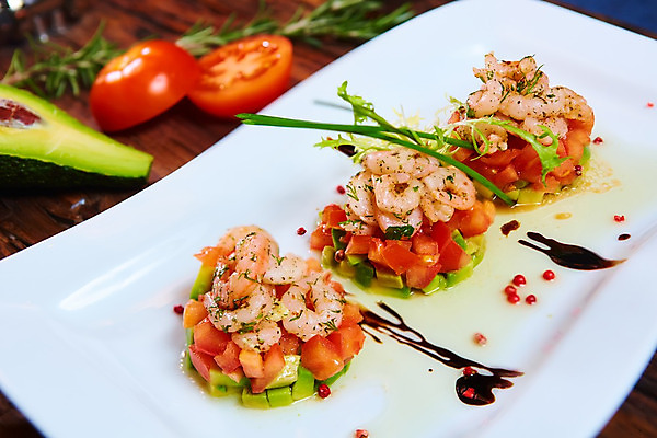 포토 JPG 해외이미지 접시 음식 잎 다이어트 토마토 채소 탁자 조개 새우 파슬리 건강 어류 요리 사람없음 빨간색 초록색 식사 저녁식사 샐러드 신선 체리 사발 상추 먹기 해산물 향신료 유기농 칼로리 후추 아보카도 점심식사 단백질 저지방 저칼로리 채식주의자 해외202004 해외포토 식물 식기 웰빙 컬러 가구 과일 모션 어패류 갑각류 수중동물 사기그릇 기름_음식 채식 영양소 향미료 파일형식 이미지허브