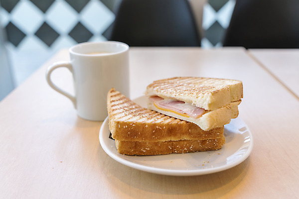 포토 JPG 해외이미지 커피 백그라운드 다이어트 토마토 채소 치즈 패스트푸드 샌드위치 종류 돼지고기 스테이크 사람없음 초록색 갈색 식사 저녁식사 샐러드 소고기 햄버거 흰색 뜨거움 개 맛 아침식사 바게트 상추 수집 먹기 햄 모음 고립 번 치즈버거 많음 통밀 해외202004 해외포토 음료 음식 빵 컬러 컨셉 포유류 모션 유제품 서양음식 건강 육류 한글 인스턴트 밀 파일형식 이미지허브