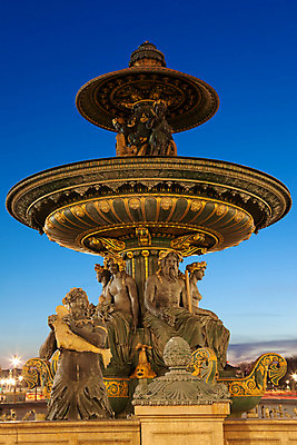 포토 JPG 해외이미지 건축물 건축양식 풍경 사람없음 야외 프랑스 야간 광장 보르도 콩코드광장 분수_분수대 해외202004 해외포토 자연요소 건축 유럽 분수대 파리_프랑스 파일형식 이미지허브