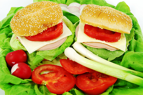 포토 JPG 해외이미지 음식 조각 토마토 채소 양파 치즈 샌드위치 건강 요리 사람없음 빨간색 초록색 식사 샐러드 신선 맛 아침식사 점심식사 번 살라미 총각무 해외202004 해외포토 빵 컬러 컨셉 유제품 무 파일형식 이미지허브