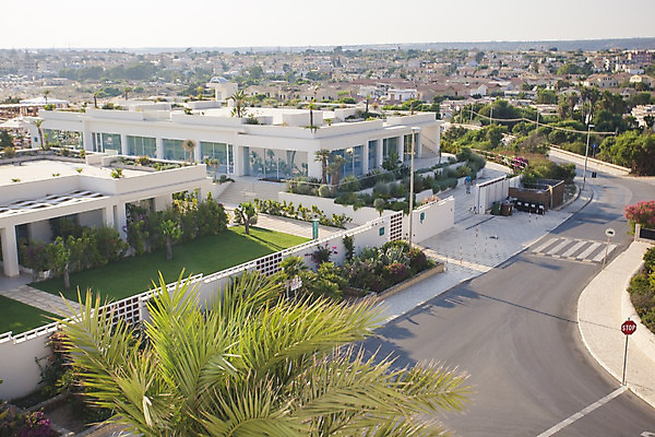 포토 JPG 해외이미지 섬 여행 건축양식 거리 주택 파노라마 미술 풍경 사람없음 건물 농가 교회 문 계단 마을 탑 초콜릿 이탈리아 바위 시골 도시 센터 역사 지중해 언덕 호기심 장면 타운 단계 두브로브니크 바로크 아랍어 옛날 수평선 해외202004 해외포토 건축물 건축 감정 유럽 바다 컨셉 종교건축 문화예술 디저트 촬영기법 농장 돌_바위 크로아티아 파일형식 이미지허브