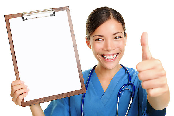 포토 JPG 해외이미지 백인 직업 학생 여자 행복 포스터 종이 백그라운드 유니폼 청진기 성공 간판 건강 병원 한명 사람 동양인 파란색 약 중국 공백 전시 간호사 의사 흰색 잡기 씻기 사인 보여주기 고립 서류판 카피스페이스 해외202004 해외포토 서양인 1 옷 감정 아시아 컬러 컨셉 의학 의료기기 모션 인종 사무용품 청결 의료진 파일형식 이미지허브