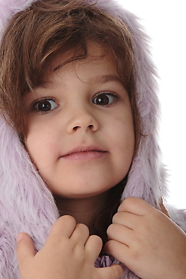 포토 JPG 해외이미지 백인 1 손 응시 여자 딸 행복 얼굴 어린이 장난 가족 놀이 건강 사랑 한명 사람 머리 유행 유치원 기쁨 흰색 표현 아기 달콤 작음 천진난만 유일 해외202004 해외포토 서양인 시선 교육 감정 컬러 컨셉 관계 신체부위 맛 크기 파일형식 이미지허브