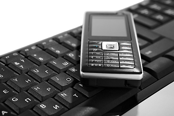 포토 JPG 해외이미지 디자인 음악 백그라운드 컨셉 패턴 인터넷 비즈니스 통신 열쇠 모바일 추상 프레임 세포 기술 사람없음 스마트폰 컴퓨터 사무실 디지털 스크린 검은색 공책 자료 소리 듣기 장비 회색 정보 흰색 키보드 업무 네트워크 은색 연결 휴대용 전화기 오브젝트 전자 셀룰러 해외202004 해외포토 컬러 무늬 모션 문화예술 문구용품 전자제품 핸드폰 스마트기기 작업 파일형식 이미지허브