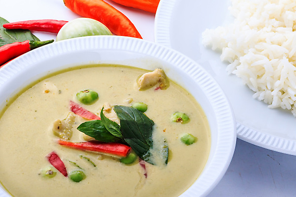 포토 JPG 해외이미지 전통 접시 아시아 문화 채소 태국 고추 밥 가지 거리 돼지고기 요리 동양인 사람없음 초록색 식당 식사 저녁식사 치킨 우유 흰색 뜨거움 사발 수프 먹기 레몬 허브 향신료 매움 코코넛 후추 카레 바질 점심식사 인기 해외202004 해외포토 식물 식기 나라 음식 컬러 과일 모션 유제품 육류 인종 상점 사기그릇 맛 닭고기요리 향미료 파일형식 이미지허브