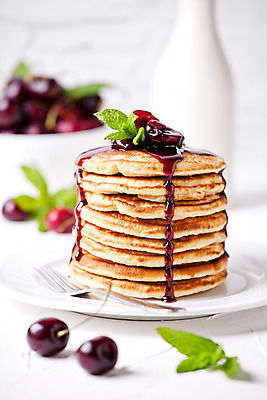 포토 JPG 해외이미지 식기 접시 음식 포크 채소 과일 디저트 실내 요리 사람없음 빨간색 초록색 컬러풀 갈색 노란색 쌓기 검은색 식사 흰색 체리 사발 닫기 달콤 아침식사 잼 다발 민트 허브 유기농 브런치 토핑 팬케이크 점심식사 마멀레이드 핸드메이드 크레이프 해외202004 해외포토 식물 웰빙 컬러 모션 내부 케이크 사기그릇 소스_음식 맛 파일형식 이미지허브