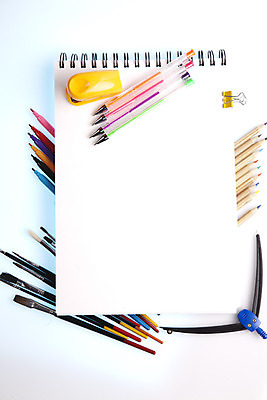 포토 JPG 해외이미지 학생 교육 종이 장신구 학교 문구용품 창조 미술 사람없음 스터디 컬러풀 사무실 연필 펜 우주 쪽지 공책 침묵 페인트 장비 흰색 기구 도구 공구 붓 그리기 그룹 큼 그림 분필 페인트붓 고립 해외202004 해외포토 컬러 비즈니스 모션 문화예술 학용품 학습 필기구 소리 크기 오브젝트 초크 파일형식 이미지허브