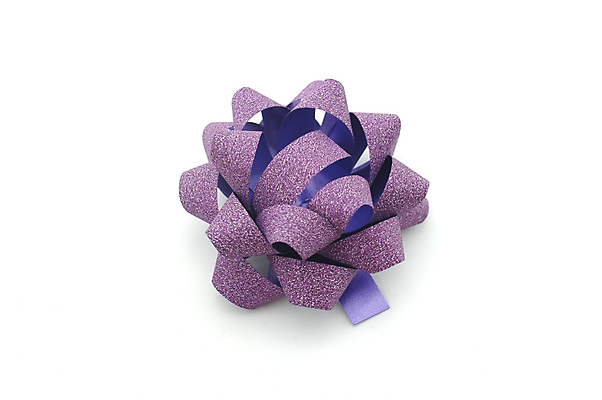 포토 JPG 해외이미지 아이콘 1 전통 디자인 기념일 리본 종이 백그라운드 크리스마스 휴가 새로움 선물 이벤트 사람없음 옆모습 장식 빨간색 빛 상자 흰색 축하 신용카드 고급 우아함 닫기 정상 실크 묶기 오브젝트 활 패키지 고립 넘어짐 엘리먼트 포장소품 현실 해외202004 해외포토 뷰포인트 컬러 컨셉 포장 모션 금융 직물 포장재료 파일형식 이미지허브