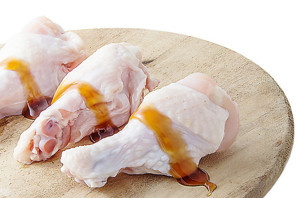 포토 JPG 해외이미지 동물 접시 음식 백그라운드 재료 조류 건강 육류 요리 사람없음 주방 식사 저녁식사 치킨 흰색 신선 그룹 상추 자르기 배열 먹기 피부 날것 고립 구역 단백질 생식 암탉 많음 해외202004 해외포토 식기 컬러 컨셉 채소 식재료 모션 신체부위 닭 암컷 닭고기요리 영양소 파일형식 이미지허브