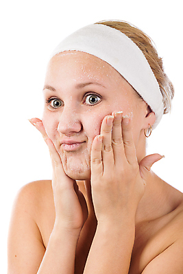 포토 JPG 해외이미지 백인 라이프스타일 웰빙 응시 여자 행복 얼굴 신체 자연 휴식 건강 가면 미술 한명 사람 인종 성인 치료 약 유행 스파 흰색 신선 상품 피부 크림 점토 변장 테라피 여드름 돌봄 수분크림 신청 완전 해외202004 해외포토 서양인 1 시선 감정 컬러 컨셉 의학 모션 문화예술 생활 신체부위 뷰티 화장품 생태계 파일형식 이미지허브