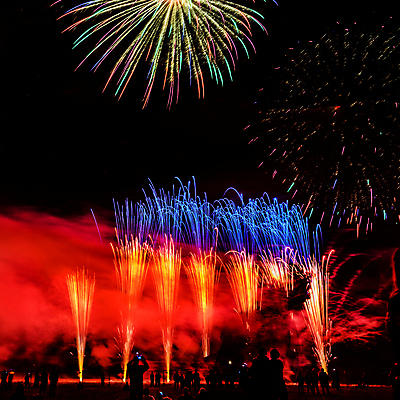 포토 JPG 해외이미지 행복 백그라운드 하늘 불 추상 휴가 새로움 기념 이벤트 사람없음 빨간색 빛 컬러풀 파티 검은색 축제 어둠 자유 로켓 축하 4 야간 큼 폭발 연도 마법 7월 광 독립 해외202004 해외포토 자연요소 감정 컬러 컨셉 무늬 숫자 날짜 크기 파일형식 이미지허브