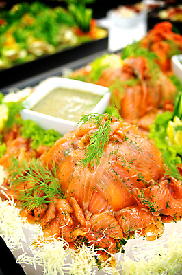 포토 JPG 해외이미지 전통 접시 음식 조각 백그라운드 잎 채소 오렌지 건강 육류 어류 요리 사람없음 빨간색 세로 식당 식사 저녁식사 샐러드 추위 신선 그룹 고급 우아함 맛 상추 먹기 허브 해산물 날것 슬라이스 연어 훈제 점심식사 해외202004 해외포토 식물 식기 컬러 컨셉 과일 식재료 모션 상점 수중동물 파일형식 이미지허브