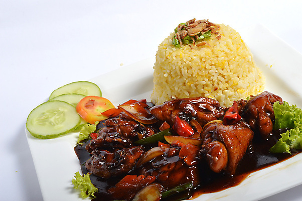 포토 JPG 해외이미지 전통 접시 아시아 문화 백그라운드 잎 고추 밥 오이 요리 동양인 사람없음 계란 식사 치킨 튀김 뜨거움 맛 아침식사 향신료 매움 향기 인도네시아 땅콩 서빙 코코넛 카레 말레이시아 싱가폴 인기 해외202004 해외포토 식물 식기 나라 음식 컨셉 채소 과일 인종 알 견과류 냄새 닭고기요리 향미료 파일형식 이미지허브