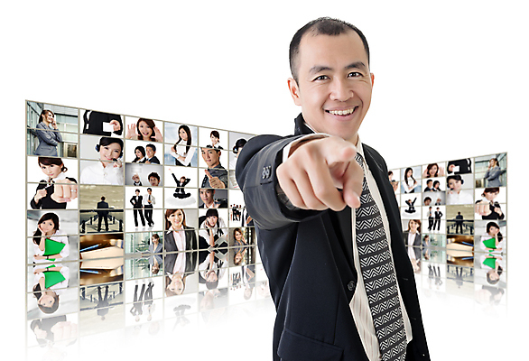 포토 JPG 해외이미지 손 행복 산업 벽 포즈 백그라운드 컨셉 비즈니스 창문 손가락 아이디어 미소 사람 동양인 여러명 스크린 모니터 텔레비전 중국 정보 가리킴 판넬 그룹 선택 중앙 수집 방향 사이버 사인 리더 방송 비전 멀티미디어 해외202004 해외포토 감정 아시아 다수 표정 인종 손짓 신체부위 전자제품 컴퓨터 파일형식 이미지허브