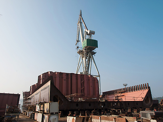 포토 JPG 해외이미지 주간 하늘 사람없음 야외 중장비 조선소 기중기 산업시설 산업현장 해외202004 해외포토 자연요소 산업 산업장비 파일형식 이미지허브
