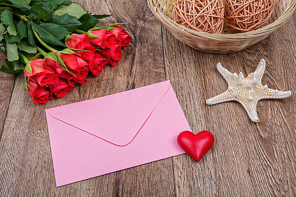 포토 JPG 해외이미지 바다 꽃다발 탁자 휴가 봉투 사랑 사람없음 목재 빛 컬러풀 장미 쌓기 우주 수확 메시지 설정 옛날 파스텔톤 해외202004 해외포토 나무 꽃 감정 컬러 가구 농업 재료 모션 파일형식 이미지허브