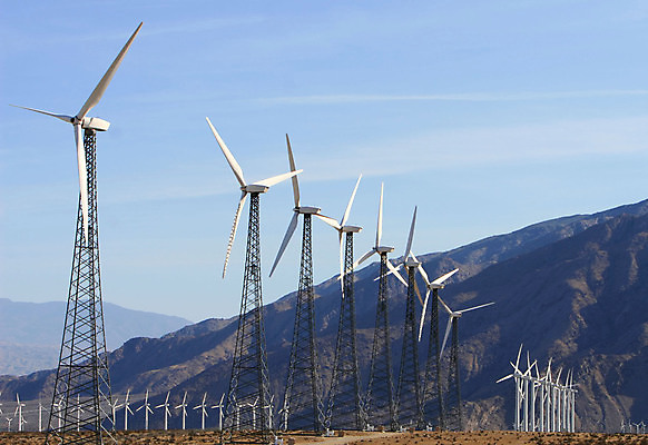 포토 JPG 해외이미지 산업 하늘 바람 산 사람없음 환경 탑 힘 재활용 풍차 발전기 칼날 선택 프로펠러 연료 지구온난화 내추럴 돌리기 효율 해외202004 해외포토 자연요소 건축물 컨셉 모션 날씨 발전소 친환경 기후변화 파일형식 이미지허브