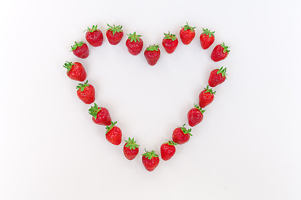 포토 JPG 해외이미지 모양 열매 행복 음식 백그라운드 컨셉 다이어트 과일 딸기 디저트 발렌타인데이 건강 선물 사랑 사람없음 장식 가로 빨간색 초록색 여름 컬러풀 활발 흰색 하트 신선 신용카드 닫기 달콤 맛 심볼 상쾌 유기농 제비 내추럴 숙성 식용 많음 해외202004 해외포토 식물 웰빙 계절 감정 컬러 모션 데이이벤트 조류 금융 파일형식 이미지허브