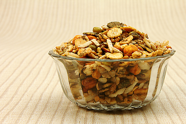 포토 JPG 해외이미지 음식 조각 옥수수 사람없음 컵 견과류 튀김 차 맥박 혼합 인도인 시리얼 굽기 매움 라마단 채식주의자 파키스탄 해외202004 해외포토 외국인 식기 아시아 음료 의학 곡류 동양인 맛 구이 채식 파일형식 이미지허브