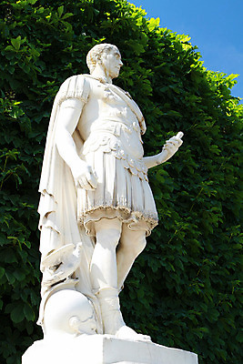 포토 JPG 해외이미지 공원 꽃 유럽 화분 문화 여행 벤치 건축양식 난간 사람 사람없음 건물 정원 궁전 프랑스 냄비 원예 프랑스어 룩셈부르크 르네상스 정중 파리(프랑스) 해외202004 해외포토 식물 문자 건축물 공공시설 건축 나라 컨셉 고건축 의자 취미 솥 서유럽 파일형식 이미지허브