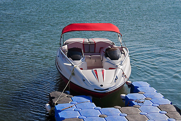 포토 JPG 해외이미지 바다 여행 교통시설 자연 휴가 사람없음 물 보트 주차 그림 모터 해외202004 해외포토 자연요소 교통 배_교통 시설 생태계 파일형식 이미지허브