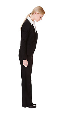 포토 JPG 해외이미지 1 응시 여자 컨셉 비즈니스 곰 스트레스 한명 서기 사람 정장 성인 경제 달리기 점프 슬픔 분노 흰색 비즈니스우먼 시장 가장자리 좌절 떨어짐 위험 고민 준비 문제 종료 고립 깨짐 압력 우울증 위기 트러블 생존 해외202004 해외포토 동물 시선 옷 감정 컬러 포유류 모션 직장인 둘레 질병 파일형식 이미지허브