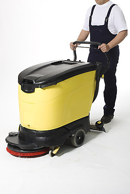 포토 JPG 해외이미지 전신 백인 직업 산업 40대 유니폼 비즈니스 바닥 실내 한명 사람 사무실 노란색 기계 청결 장비 흰색 작업 복도 중앙 전문직 씻기 청소 세제 상업 바쁨 닦기 청소부 고립 셀프 해외202004 해외포토 서양인 1 옷 컬러 중년 모션 내부 위생 파일형식 이미지허브