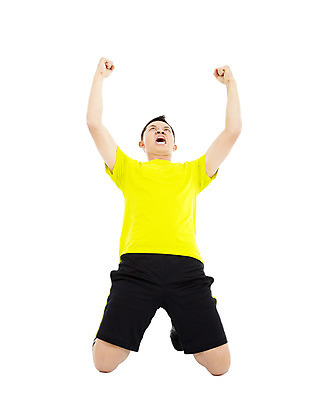 포토 JPG 해외이미지 직업 남자 행복 스포츠 포즈 백그라운드 컨셉 성공 축구선수 양말 기념 실내 한명 서기 들기 동양인 성인 운동 축구 경쟁 축하 표현 우승 무릎꿇기 흥분 위치 격려 점수 고립 골 비명 승자 양발 챔피언 플레이어 필승 해외202004 해외포토 1 감정 모션 운동선수 건강 사람 인종 내부 구기 최고 파일형식 이미지허브