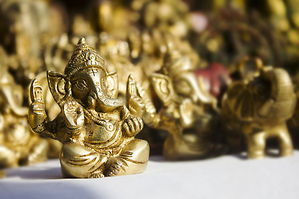 포토 JPG 해외이미지 전통 아시아 종교 문화 길 얼굴 조각 성공 코끼리 관리 동양인 사람없음 조각상 숫자 머리 평화 상점 금속 화목 기도 그리기 영혼 황금 심볼 공평 명예 나쁜 고립 귀족 놋쇠 숭배 힌두교 해외202004 해외포토 문자 나라 컨셉 포유류 모션 재질 인종 신체부위 조형물 파일형식 이미지허브