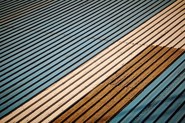 포토 JPG 해외이미지 모양 산업 백그라운드 패턴 건축양식 지붕 추상 주택 사람없음 건물 파란색 금속 덮개 그리기 타일 묘사 질감 겹침 시트 철강 해외202004 해외포토 건축물 건축 컬러 무늬 모션 재질 뚜껑 파일형식 이미지허브