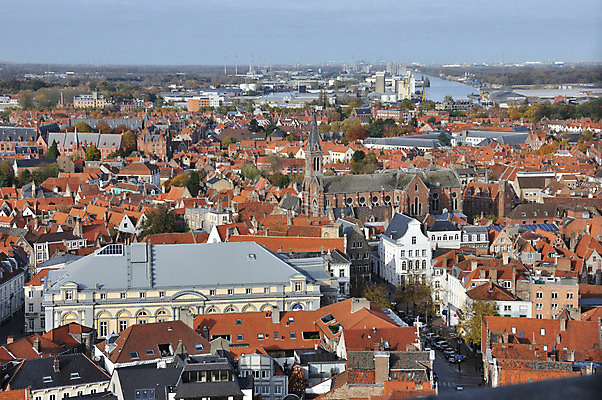 포토 JPG 해외이미지 나무 유럽 벽 여행 건축양식 하늘 지붕 주택 사람없음 건물 물 강 반사 교회 탑 흰색 도시 중세 역사 그림 정사각형 수로 운하 벨기에 장면 타운 고딕 옛날 스타일 해외202004 해외포토 자연요소 도형 식물 건축물 건축 나라 컬러 종교건축 서유럽 파일형식 이미지허브
