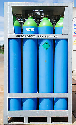 포토 JPG 해외이미지 산업 안전 사람없음 금속 재활용 추위 액체 탱크 가스 수납 산소 실린더 압력 압축 철강 해외202004 해외포토 재질 원소 친환경 파일형식 이미지허브