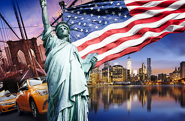 포토 JPG 해외이미지 벽 건축양식 새로움 거리 사람없음 건물 조각상 미국 뉴욕 택시 스카이라인 맨해튼 천연기념물 해외202004 해외포토 건축물 건축 컨셉 북아메리카 승용차 자동차 조형물 파일형식 이미지허브