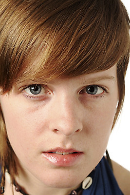 포토 JPG 해외이미지 백인 모델 1 라이프스타일 응시 여자 행복 얼굴 한명 사람 성인 기쁨 흰색 내추럴 고립 해외202004 해외포토 서양인 시선 감정 컬러 생활 신체부위 파일형식 이미지허브