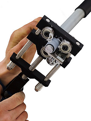 포토 JPG 해외이미지 산업 백그라운드 아이디어 함께함 사람없음 검은색 힘 흰색 도구 그룹 자르기 철사 층 고무 비닐 조립 고립 부스러기 알루미늄 특별함 핵심 해외202004 해외포토 컬러 컨셉 모션 재질 파일형식 이미지허브