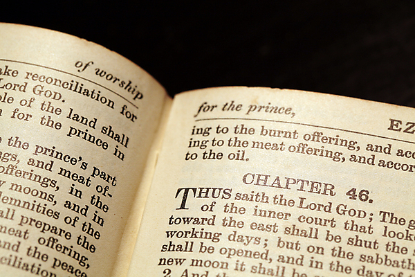 포토 JPG 해외이미지 영어 기독교 종교 십자가 노래 텍스트 부활절 새로움 사람없음 책 스터디 교회 믿음 성경 골동품 기도 오픈 예수 성자 닫기 축복 인쇄 왕 읽기 묘사 통로 증거 페이지 신성 묵주 복음 신앙심 옛날 해외202004 해외포토 문자 기념일 감정 음악 컨셉 종교용품 종교건축 모션 건물 학습 신_종교 파일형식 이미지허브