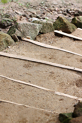 포토 JPG 해외이미지 길 십자가 사람없음 계단 정원 산책 오솔길 통로 층 단계 해외202004 해외포토 휴식 파일형식 이미지허브