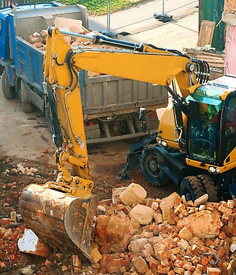 포토 JPG 해외이미지 산업 벽 벽돌 주택 돌담 사람없음 건물 노란색 힘 기계 화물 파편 불도저 굴착기 먼지 짐차 무거움 계약자 땅파기 파멸 해외202004 해외포토 건축물 컬러 컨셉 자동차 담장 운송업 돌_바위 중장비 무게 계약 파일형식 소멸 이미지허브