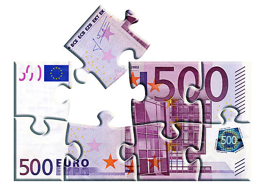 포토 JPG 해외이미지 1 지폐 돈 사람없음 장난감 쪽지 유로 흰색 퍼즐 끝 만들기 이익 해결 월급 고립 마무리 수입 가상 해외202004 해외포토 컬러 모션 재산 파일형식 이미지허브