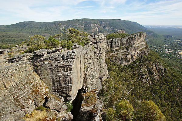 포토 JPG 해외이미지 여행 자연 휴가 산 파노라마 국립공원 풍경 사람없음 트래킹 하이킹 호주 정상 산악지대 해외202004 해외포토 공원 레저 촬영기법 오세아니아 생태계 파일형식 이미지허브