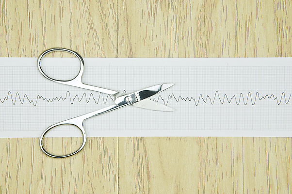 포토 JPG 해외이미지 종이 파도 사람없음 금속 장비 칼날 수술 은색 날카로움 얇은 철강 해외202004 해외포토 바다 컬러 의학 재질 치료 파일형식 이미지허브