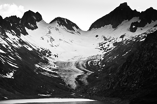 포토 JPG 해외이미지 유럽 도로 호수 자연 하늘 산 파노라마 풍경 사람없음 야외 초록색 물 여름 환경 계곡 맑음 저수지 댐 스위스 알프스 통과 해외202004 해외포토 자연요소 계절 공공시설 나라 길 컬러 교통시설 날씨 촬영기법 생태계 파일형식 이미지허브