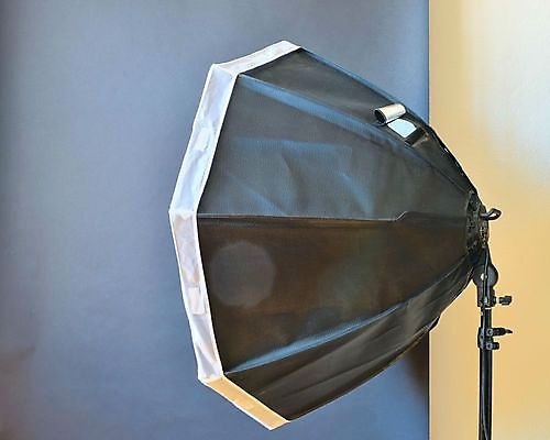 포토 JPG 해외이미지 직업 백그라운드 컨셉 우산 취미 사람없음 빛 상자 유행 카메라 우주 검은색 사진촬영 방 장비 회색 흰색 램프 중앙 예술가 슛 스포트라이트 삼각대 빛망울 반사경 테마 해외202004 해외포토 컬러 조명 전자제품 촬영 파일형식 이미지허브