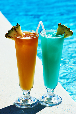 포토 JPG 해외이미지 주간 수영장 빨대 사람없음 야외 칵테일 파인애플 두잔 해외202004 해외포토 자연요소 2 과일 주류 열대과일 파일형식 이미지허브